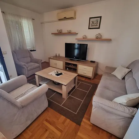 Mit Terrasse Und Meerblick By Interhome Appartement *