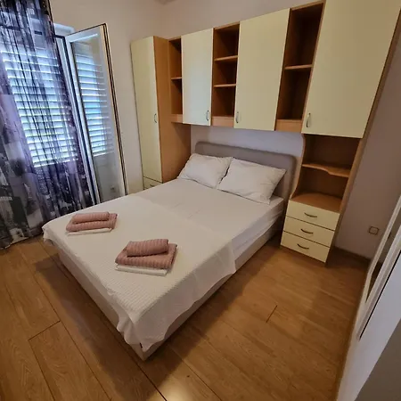 Appartement Mit Terrasse Und Meerblick By Interhome *