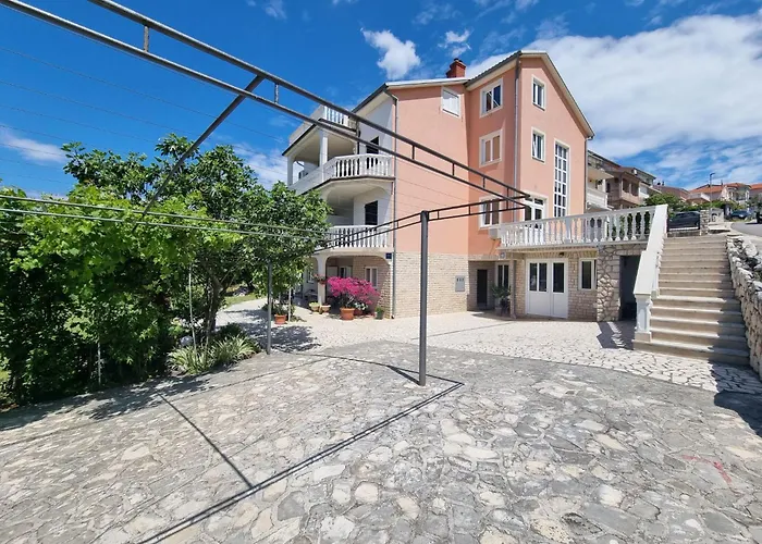 דירה Mit Terrasse Und Meerblick By Interhome